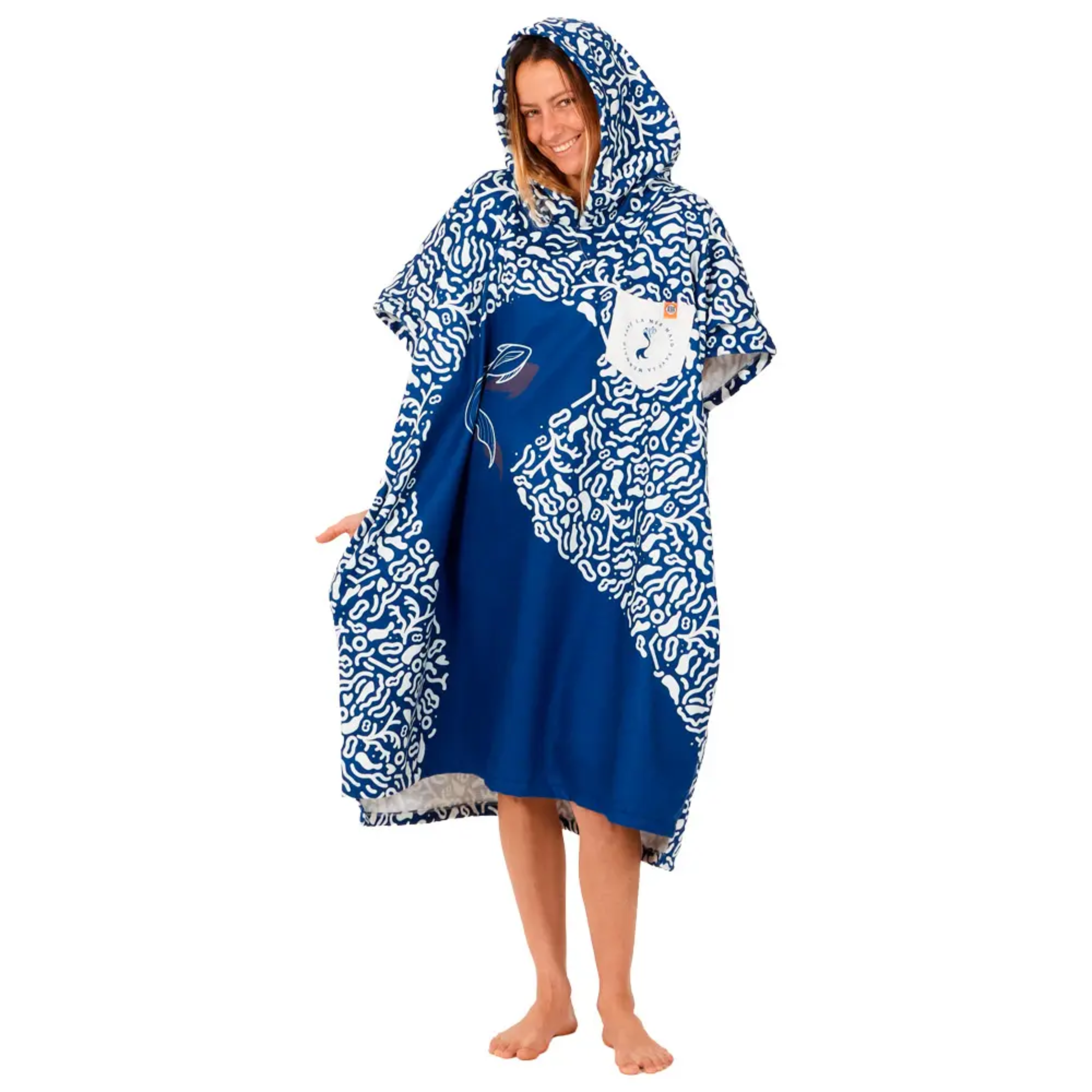 Poncho AFTER Essentials Save La Mermaid